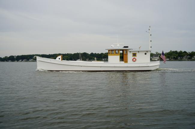 1938 65' Chesapeake Bay Buyboat "Choptank", underway full port side view