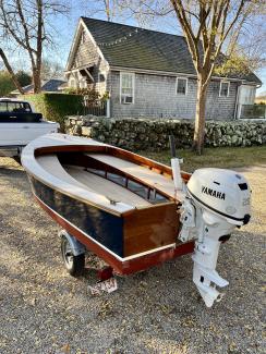 Honey Bee Quarter on Trailer