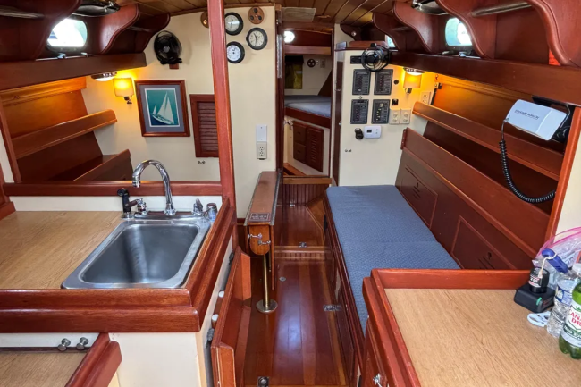 Hinckley 36 Yawl, inside view